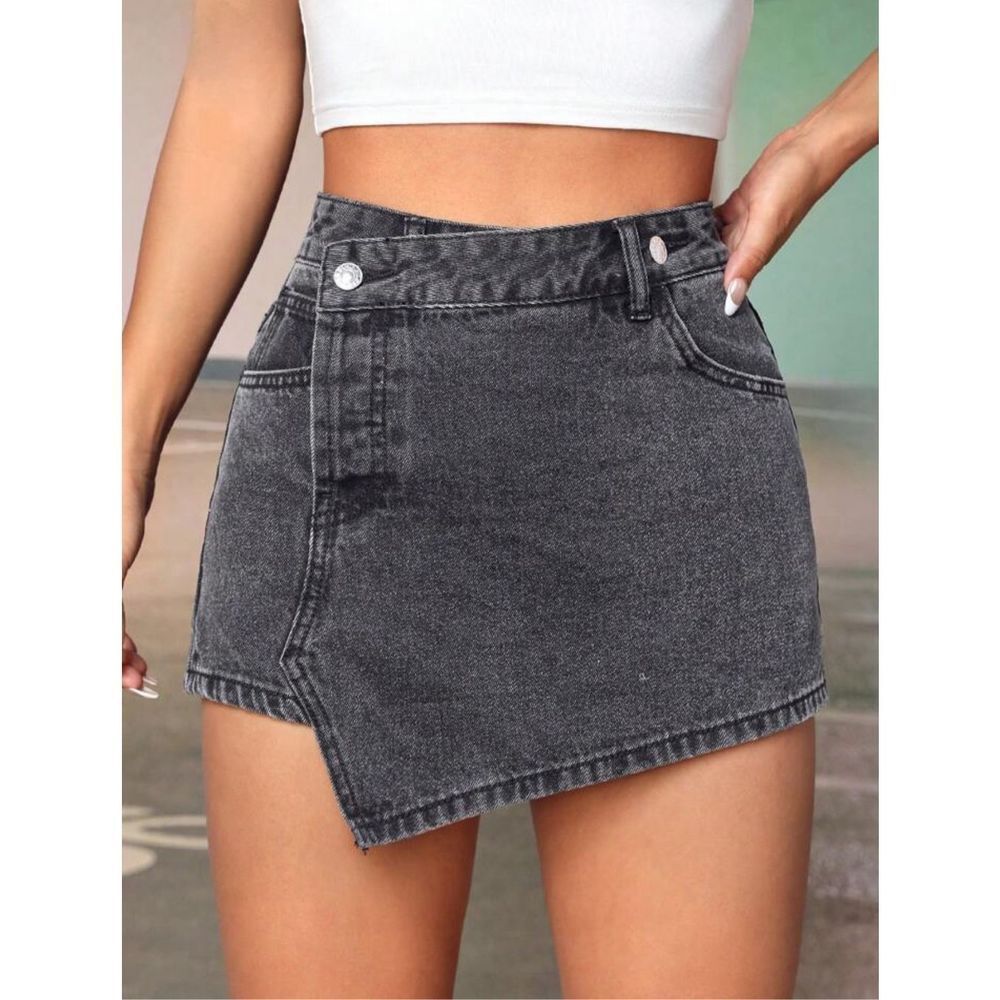 SHEIN PETITE Light Gray Asymmetrical Hem Button Front Denim Skort Small (6)